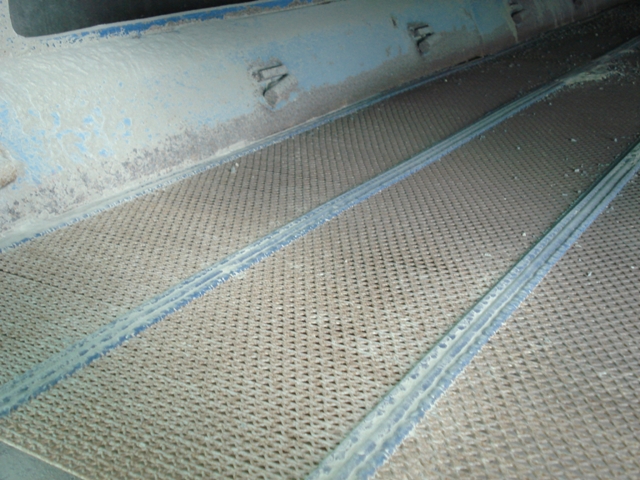 صفحه نمایش 316L SS خود تمیز کردن با پلی اورتان استرینگر 35mm برای تجهیزات معدن