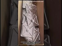 واشرهای خود قفل‌شونده عایق‌بندی مربعی 2-1/2 اینچی برای بستن پین‌های عایق‌بندی استفاده می‌شوند.